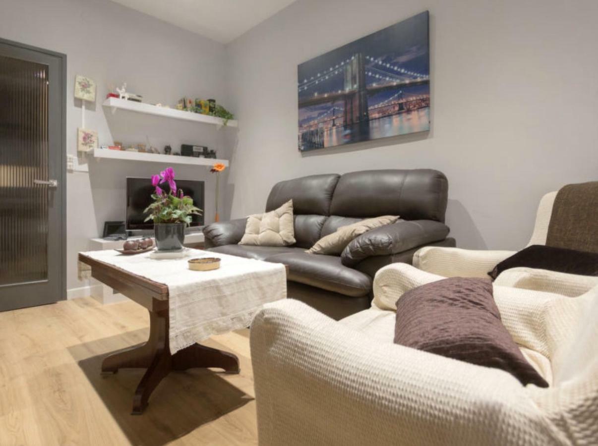 Apartamento Centrico Ripoll Bagian luar foto