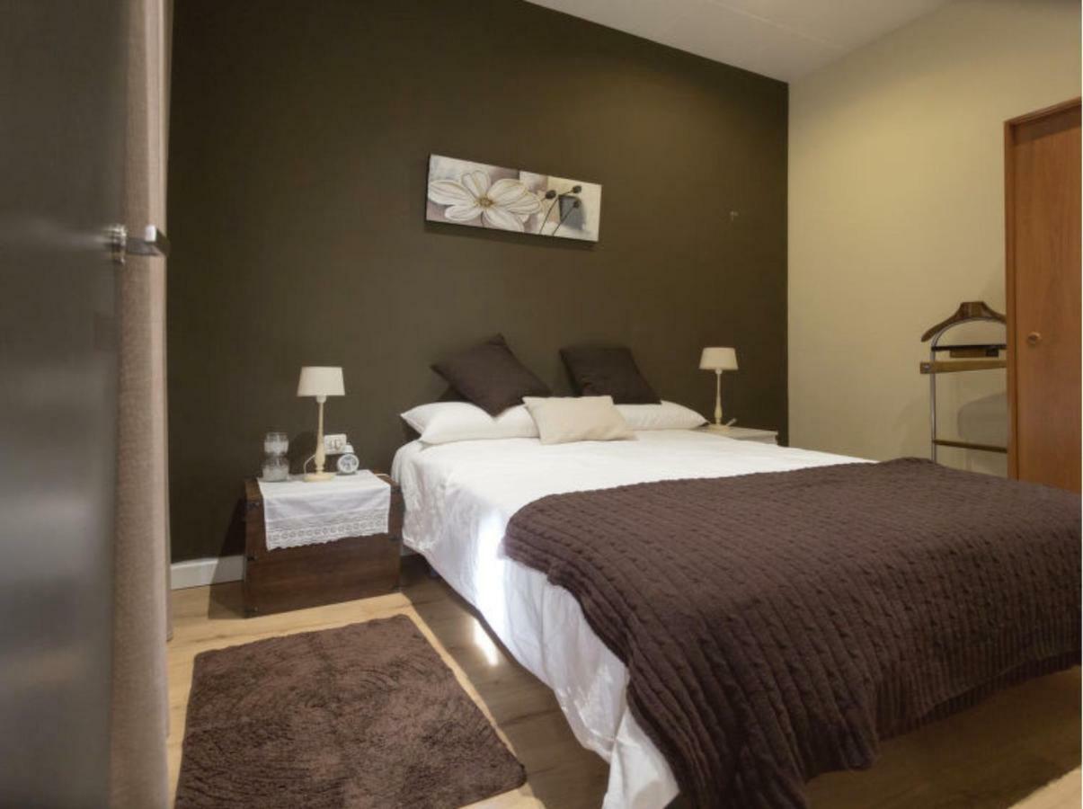 Apartamento Centrico Ripoll Bagian luar foto